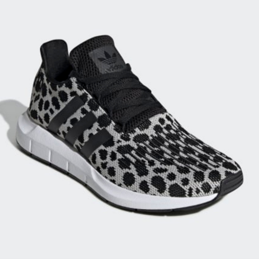 Adidas  Run  Shoes